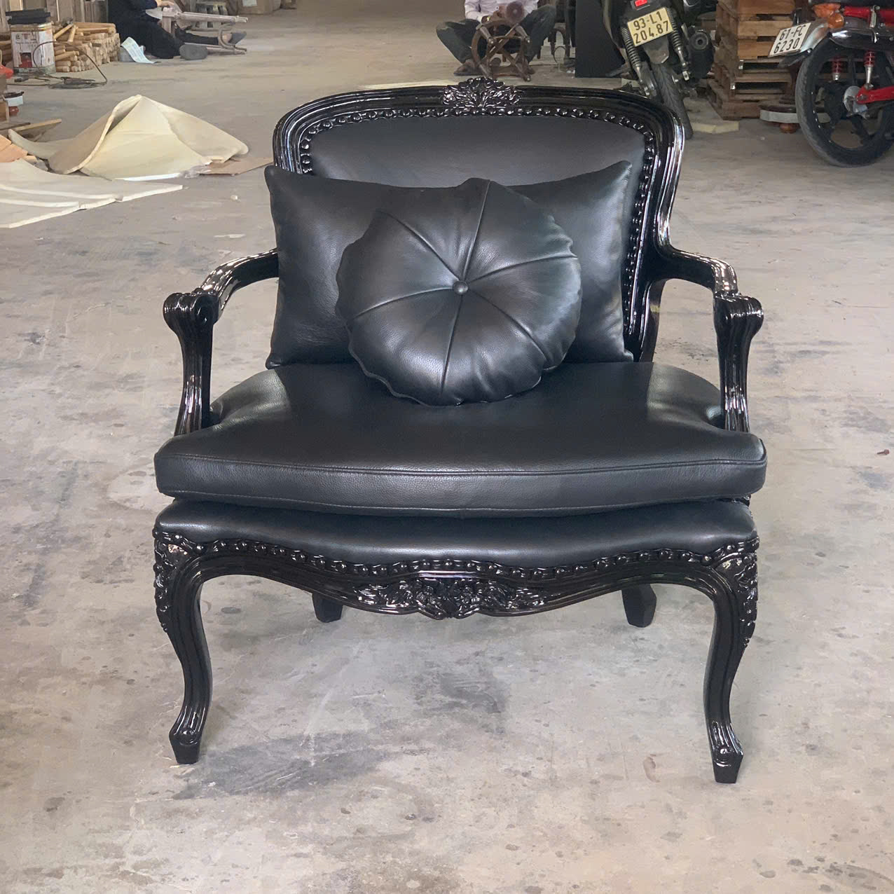 sofa-don-co-dien-louis-15-boc-da